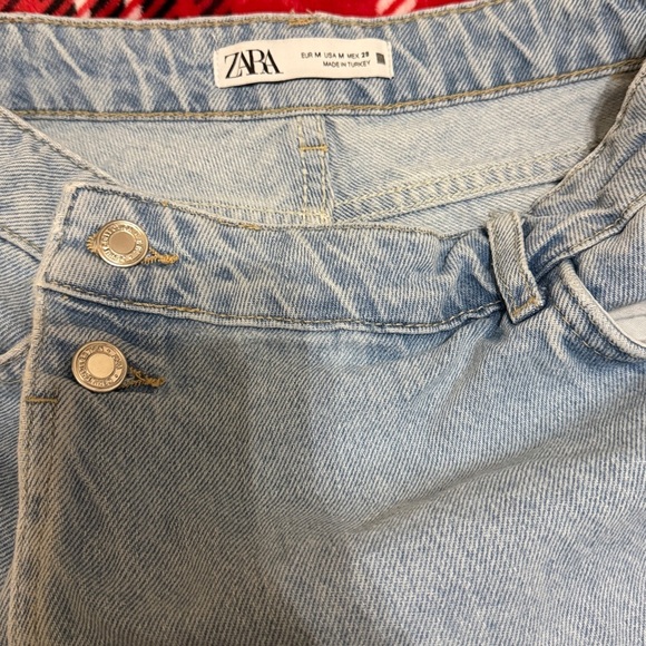 Zara Light Blue Frayed Denim Shorts - Picture 3 of 4